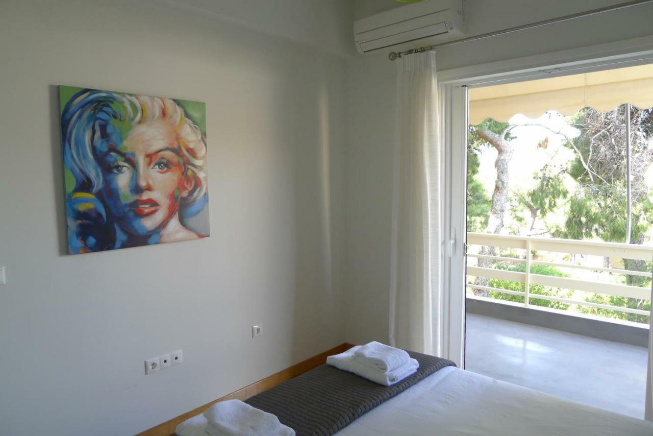 Deluxe Apartment In Vouliagmeni Atenas Exterior foto